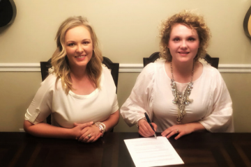 Dani Phillips and Haley Kemp