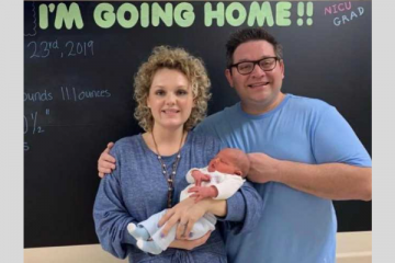 Kasey and Haley Kemp with baby Autry