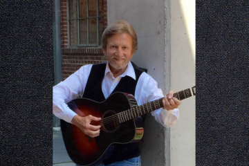 Gospel artist Michael Combs