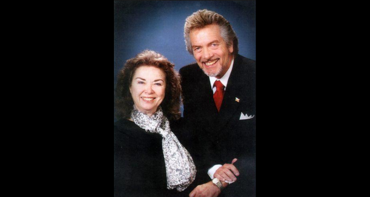 Gospel singers Roy and Amy Pauley